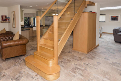 2025-08-07 WALKER &amp; LEWIS-CEFN-1