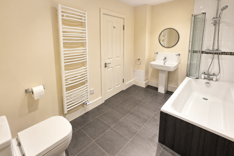 Flat B, Langham House East, Mill Street, Luton photo 3
