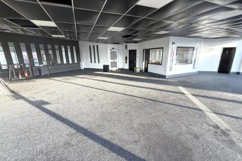 FORMER EMPIRE GARAGE, HAWES SIDE LANE, BLACKPOOL, LANCASHIRE, FY4 photo 4