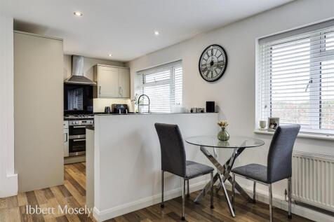 5 Dining Area to Kitchen.JPG