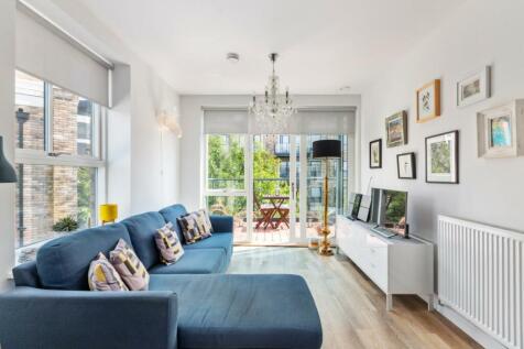 25 Concord Court Ph7.jpg