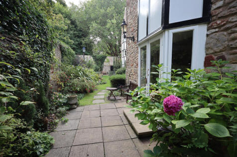 Patio and communal garden