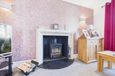 EweMove - Spalding -  Werrington - Living Room