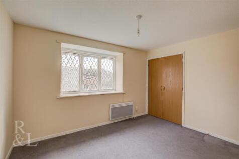 2 Bronte Court (2).jpg