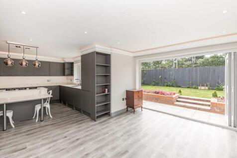 Allingham Close, Hanwell photo 3