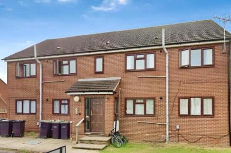 2 Bedroom Maisonette for Rent