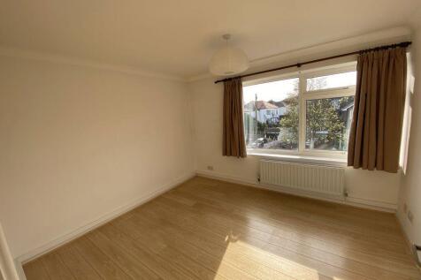 Theobolds Court-: ONLINE ENQUIRIES ONLY photo 5