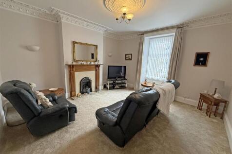 Living Room.jpg
