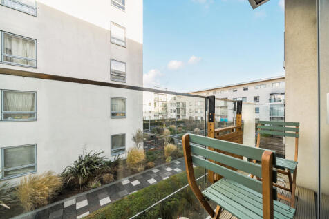 1386208-6-6932ae8...