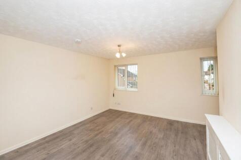 Brent Moor Road, Bramhall, SK7 photo 3