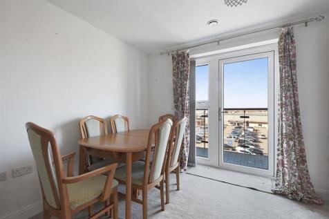 13-20deGCMCS - 42 Lionheart Court - Reception 4 -O