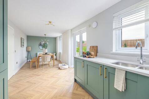 and enjoy family dinners in the sociable kitchen diner