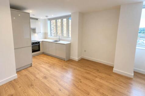 Perrymount Road, Haywards Heath,  photo 4