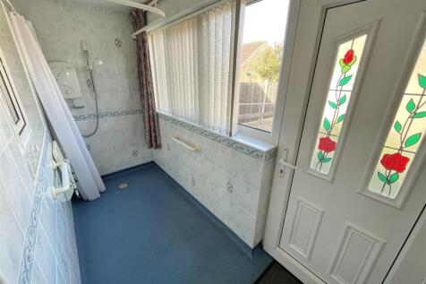 Downstairs Shower Room