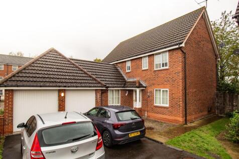 Goldfinch Close