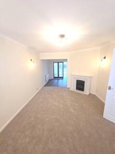 Alexander Crescent, Oakham, Rutland photo 4