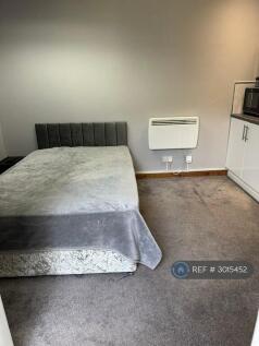 1-bed house on Aylands Road, Enfield, EN3, £950/mo