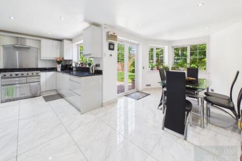 Open Plan Dining Kitchen