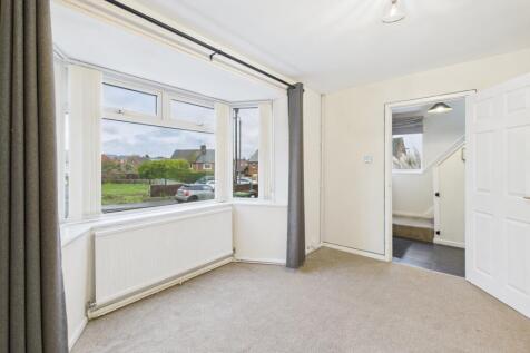 CAM04233G0-PR0046-STILL019