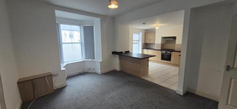 Lounge/kitchen