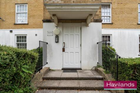 Leigh Hunt Drive-2.jpg