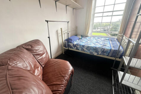 Flat 6, 5 Stanley Terrace