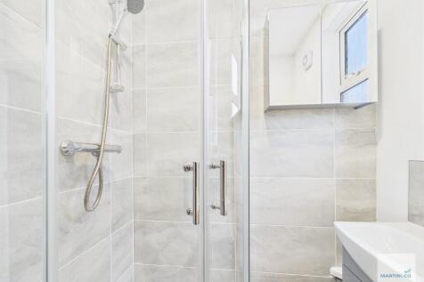 CAM03394G0-PR0402...