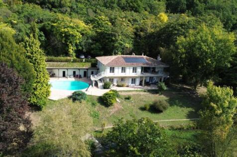 Property Image 1