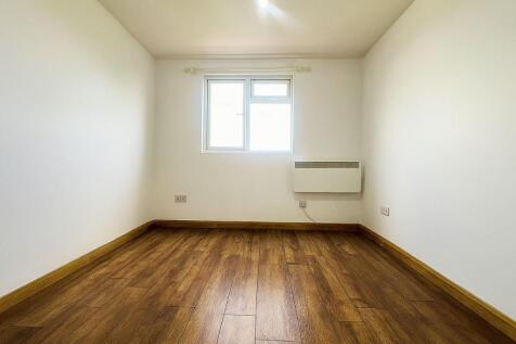 King Edward Road, Waltham Cross, EN8 photo 3
