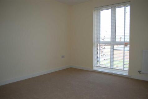 62 Donington Grove, Stafford Road, Wolverhampton, West Midlands photo 4