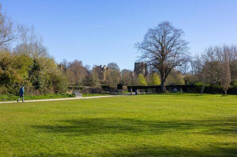 Adelaide Mews_Local Area-9.jpg