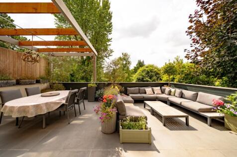 Landscaped Rear Garden