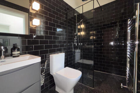 Gr Floor 9 Pentney Road, London, London, SW19 4JE photo 3