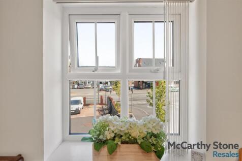 8689857-interior22.jpg