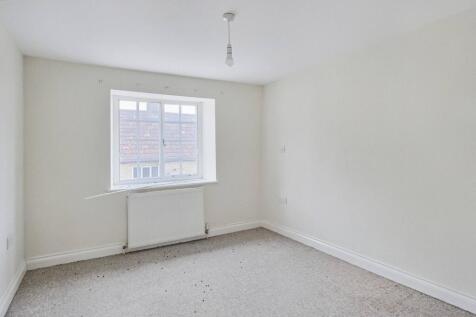 1 Crown Mews, South Street, Crewkerne, Somerset, TA18 8DB