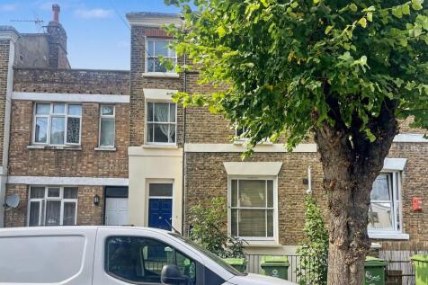 29B Rye Hill Park, Nunhead, London SE15 3JN
