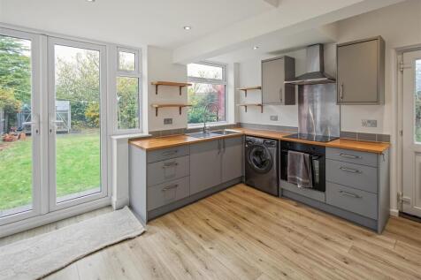 Wearmouth Drive, Monkewearmouth, Sunderland photo 4