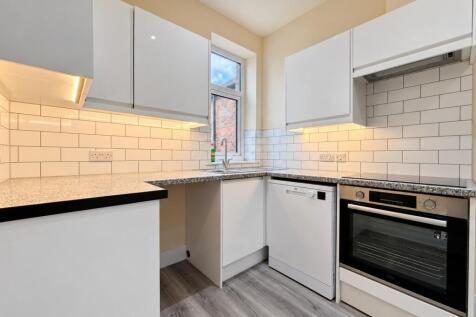 Lyndhurst Road, Portsmouth photo 5