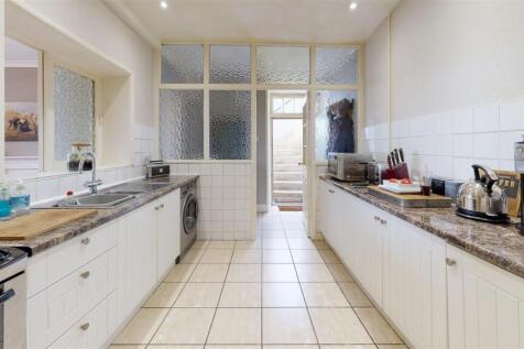 -Rectory-Kitchen (1).jpg