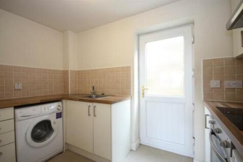 34 Bagley Lane, Farsley, Pudsey photo 4