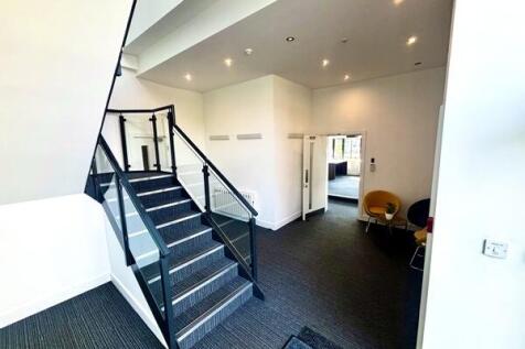 Office to rent Image 5