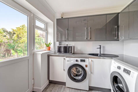 1358974-27-68e7f1...