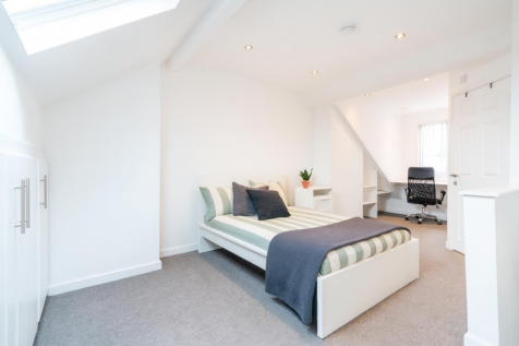 11 Colver Road, Sheffield photo 4
