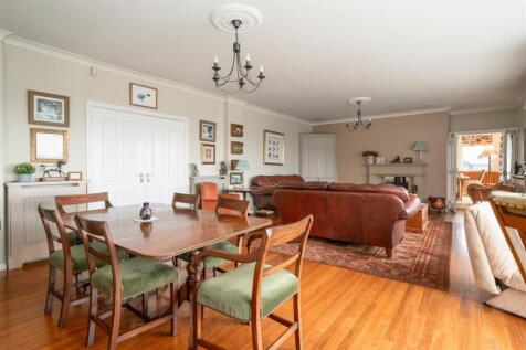 Living Room - Dining Room.jpg