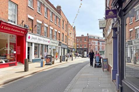 Street view down Wyle Cop.jpg
