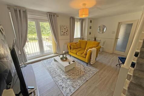 Living room A2.jpg