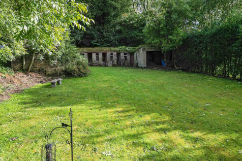 Stables &amp; Gar...