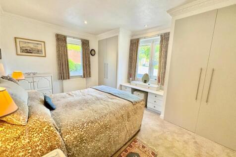 PHOTO-2025-05-26-22-38-19 (3).jpg