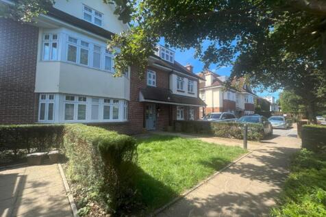 Silverwood Court, 15 Milton Road, Bournemouth, Dorset, BH8 8FF photo 4