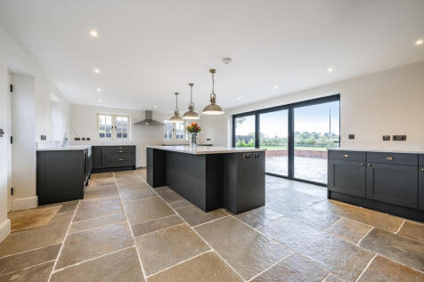 1364360-9-68ed2fa...